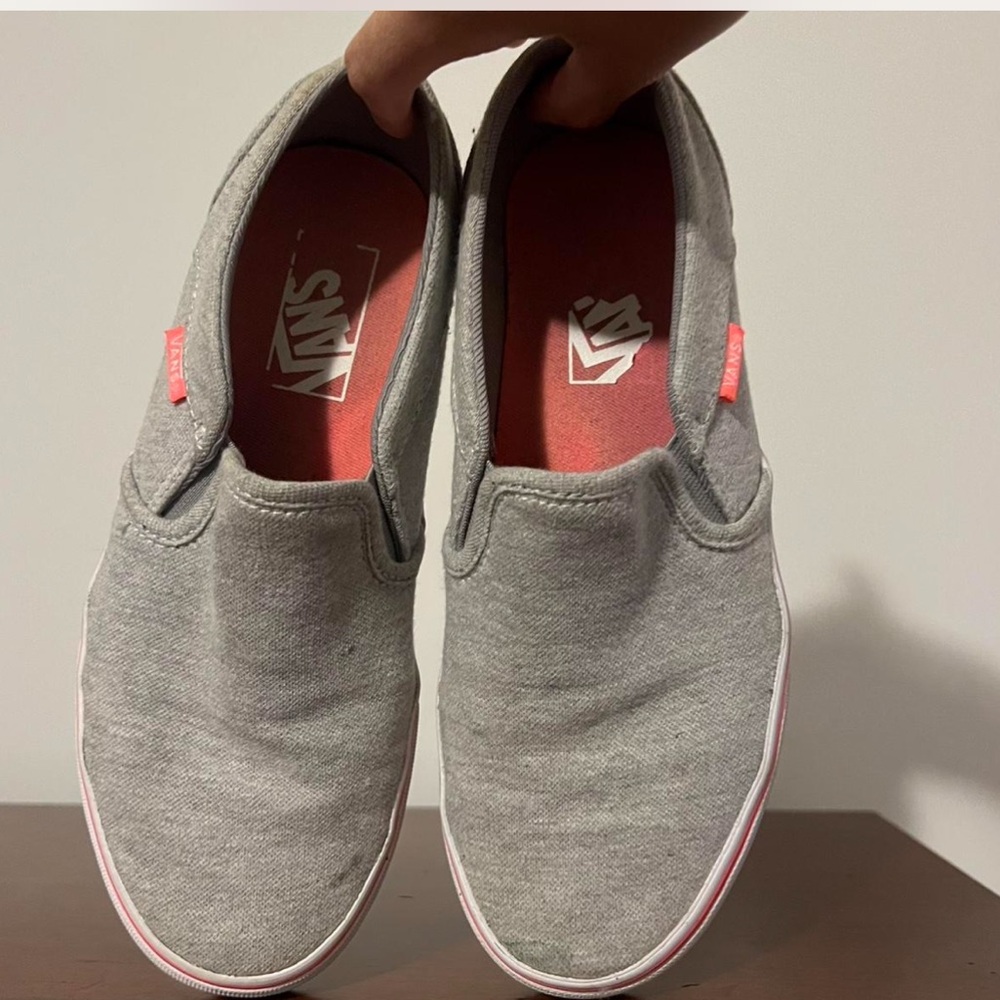 Vans Women's Gray and Pink Casual Shoes